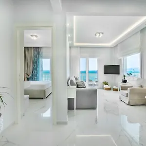 Front Casa Elena Chaniotis