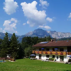 https://gastehaus-schmuckenhof-marktschellenberg.com-bavaria.com
